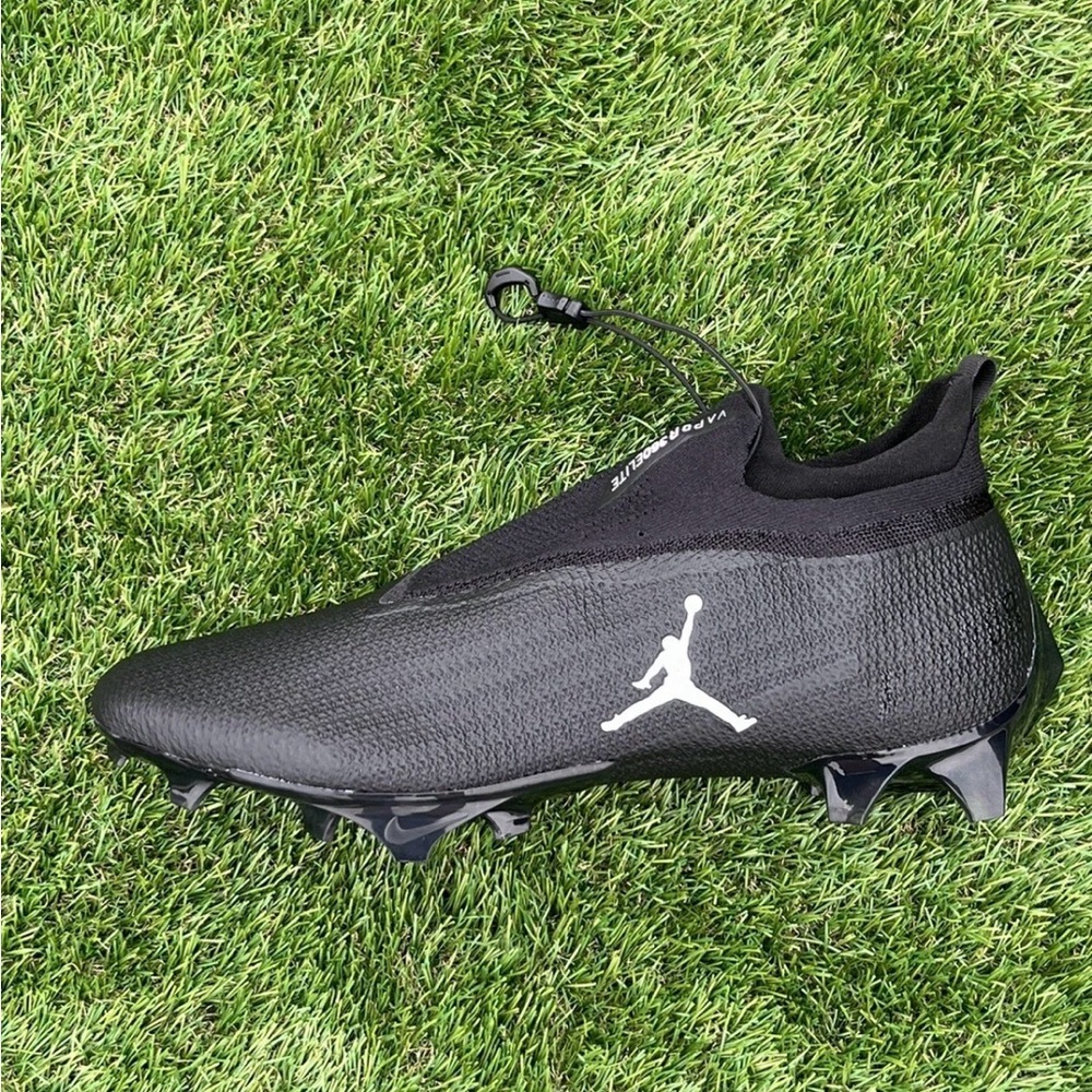 CV1667-003 Men’s 14 Air Jordan Vapor Edge Elite 360 Flyknit SMU Football Cleats